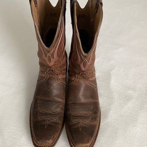 Great condition Ariat boot